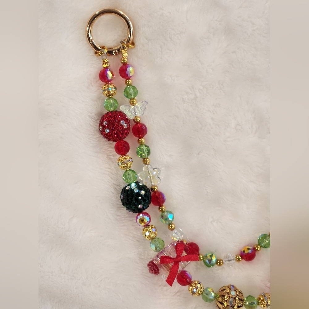 Festive Beaded Christmas Bag Chain - Picture 4 of 5